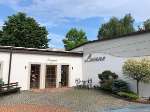 Lacona