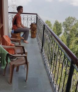 The Heritage, Sarahan