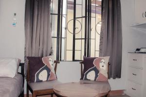 Apartment near Malls