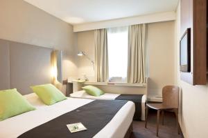 Hotels Campanile Poitiers - Site du Futuroscope : photos des chambres