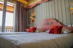 Hotels Le Paquis : photos des chambres