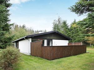 6 person holiday home in Saltum-By Traum