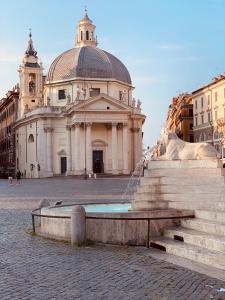 900 Piazza del Popolo