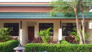 Jungle Village Bungalow