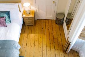 Pleasant Apartment Near Princes Street Gardens