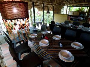 Ave de Montaña Cabañas