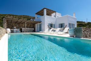 ANTIPAROS VILLA DREAM Antiparos Greece