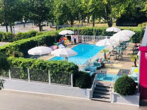 Hotels Mercure Reims Parc Des Expositions : photos des chambres