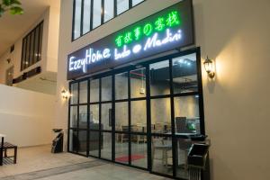 Ezzyhome@Medini