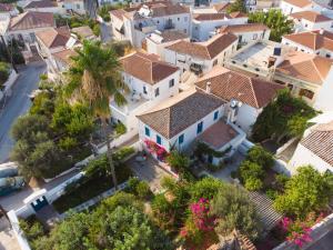 The Palm Three House!! Spetses Greece