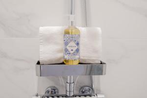 Plaza-Charming GuestHouse