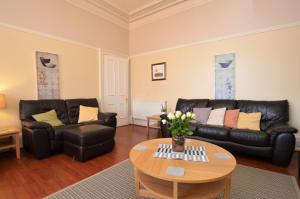 Sebright Holiday Apartment