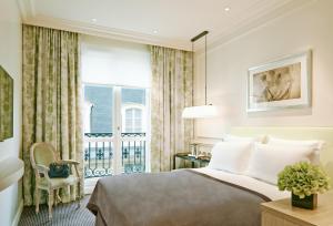 Hotels Grand Hotel Du Palais Royal : photos des chambres