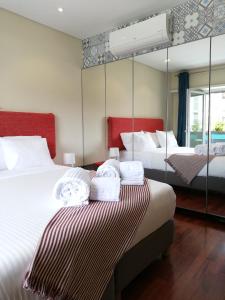 Lx Art Flats | Flat Two