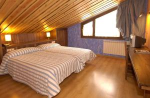 Standard Quadruple Room room in HOTEL TURPÍ