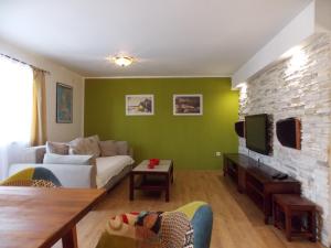 Apartment with private pool 
