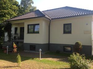 Ferienwohnung "Am Fechtertor- Eingang zum Schlosspark"