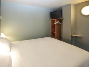 Hotels ibis Granville Port De Plaisance : photos des chambres