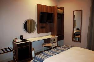 aha Kathu Hotel