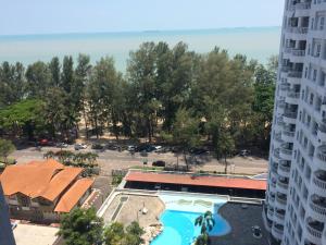 Porte Bleue Pantai Puteri