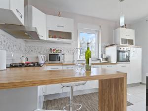 Holiday Home Amber by Interhome