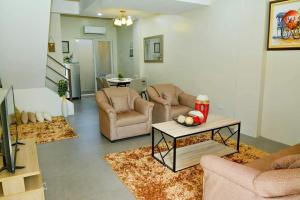 Mailz Haven-E Beautiful 3BR Modern Aprt Near SM