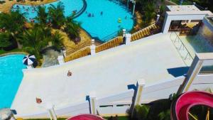 LACQUA Di ROMA COM PISCINA DE ONDAS