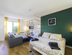 Appartements ****Jungle Chic/Aeroport CDG Paris/Parc Asterix/Parc des Expositions/Paris**** : photos des chambres