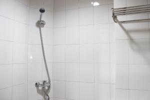 Classic 2BR Apartment at Mekarwangi Square Cibaduyut By Travelio