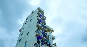 Opulence Colombo - 乌斯维塔克伊亚瓦