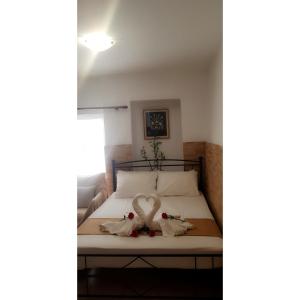 Pennys studio in the heart of Poros