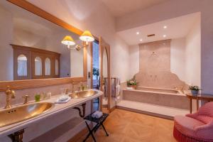 Hotels Chateau De Riell : photos des chambres