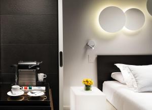 Classic Double Room with harbour view room in H10 Port Vell 4* Sup