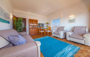 B43 - Spotless Seaview Apartment