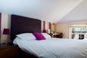 Standard Double Room room in Duke of Buckingham