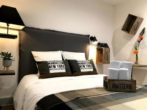 Hotels HOSTELLERIE DES BICHONNIERES : photos des chambres