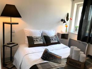 Hotels HOSTELLERIE DES BICHONNIERES : Petite Chambre Double