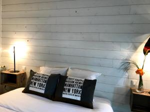 Hotels HOSTELLERIE DES BICHONNIERES : Chambre Double Confort