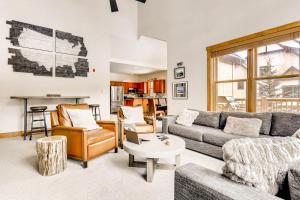 Four-Bedroom Townhouse room in Red Hawk Townhome 2350