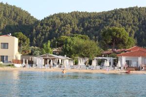 Zinozis Beach Apartments Halkidiki Greece