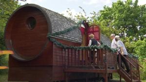 Maisons de vacances Le Chalet du Chemin et sa Roulotte : photos des chambres