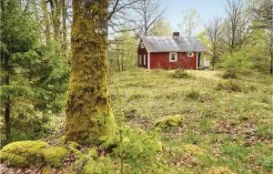 2 Bedroom Amazing Home In Sjötofta - Tranemo