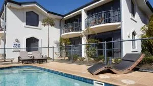 德洛伦索公寓酒店 - 纳尔逊