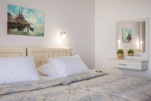 Trapezaki Villa Sleeps 6 Pool Air Con Kefalloniá Greece