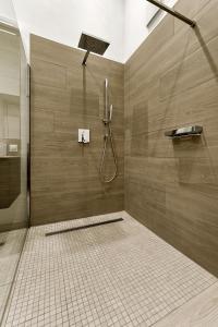 Central Luxury Apartment