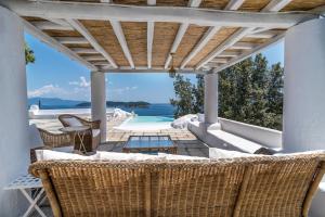 Dream property pool, jacuzzi and sea Skiathos Greece