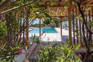 Dream property pool, jacuzzi and sea Skiathos Greece
