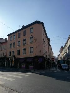 Appartements Le St Pierre - Style et Caractere a 10min du Vieux Lyon : photos des chambres