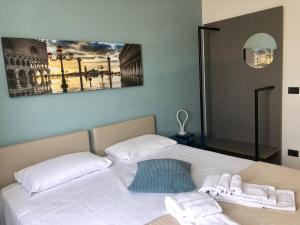 Ca Monica Panoramic-Canal View, Biennale