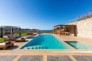 Oraia Eleni Villa, with Pool, BBQ, Playground & SeaViews, By ThinkVilla